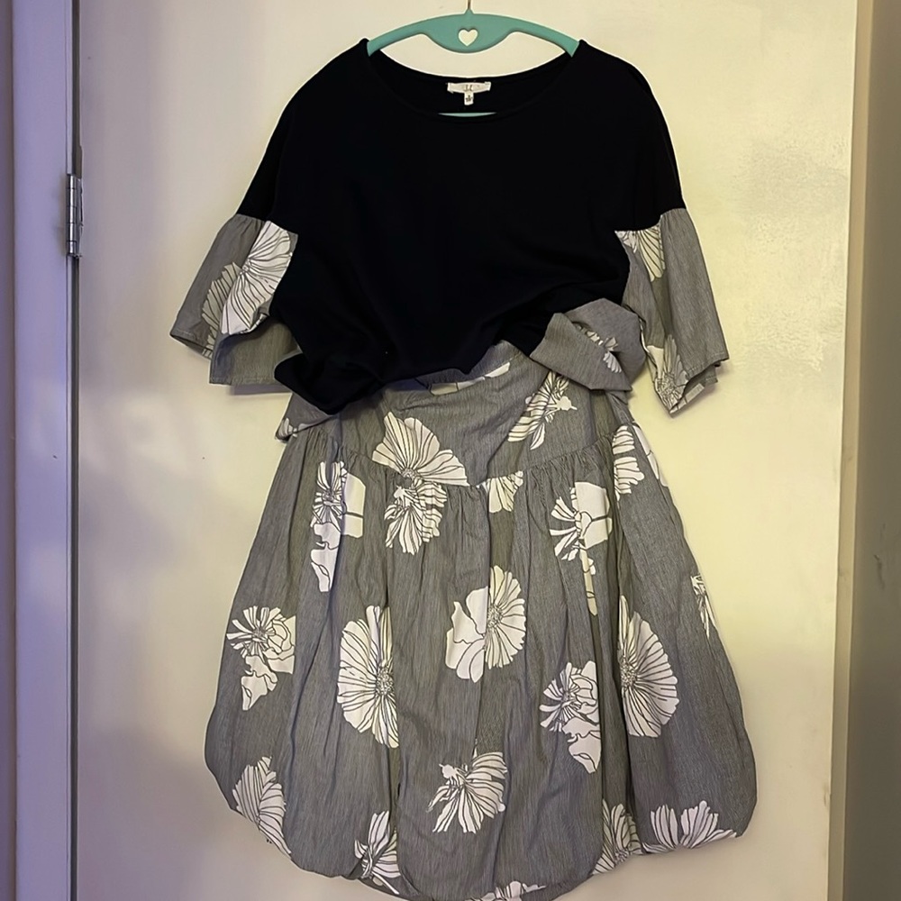 NWT Joh Apparel Matching Set